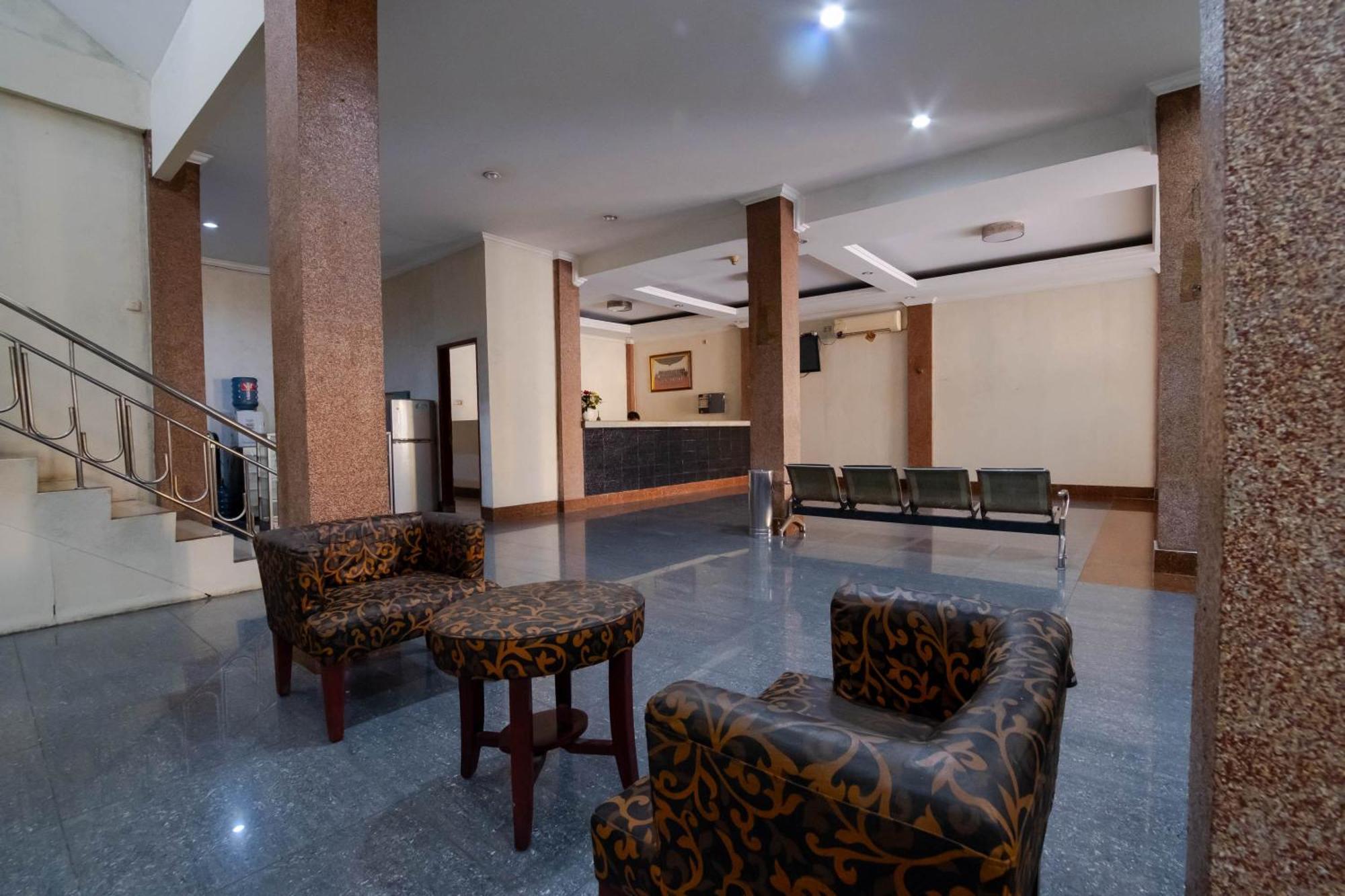 Nusa Indah Syariah Hotel Bandara By Abdihome Tangerang Esterno foto