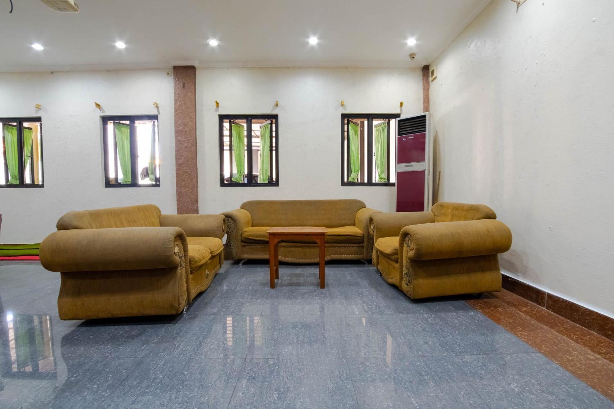 Nusa Indah Syariah Hotel Bandara By Abdihome Tangerang Esterno foto